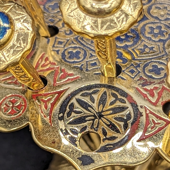 A Toledo Spain Large Stand of 18 Sword of Cocktail sticks - Picture 13 of 14